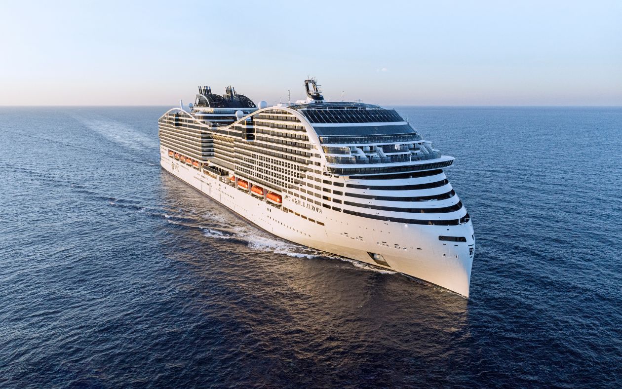 Imagen principal del barco de El Crucero de los 90s
